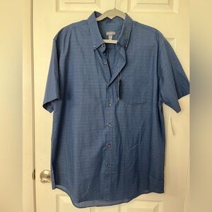 Men’s button down short sleeve Van Heusen shirt NWT
